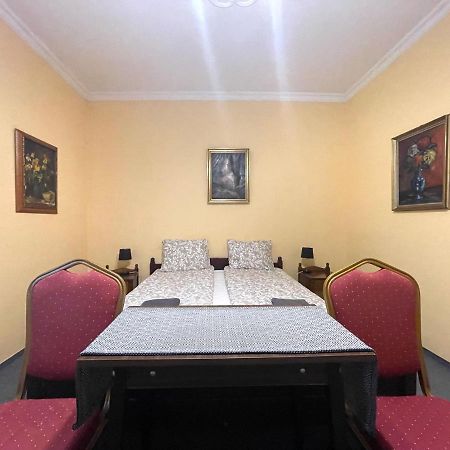 Luxi Romantik Apartments Budapest Eksteriør bilde