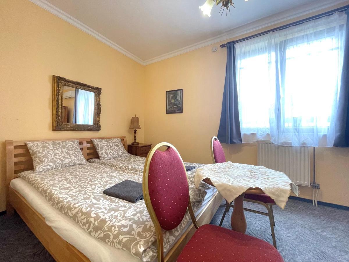 Luxi Romantik Apartments Budapest Eksteriør bilde