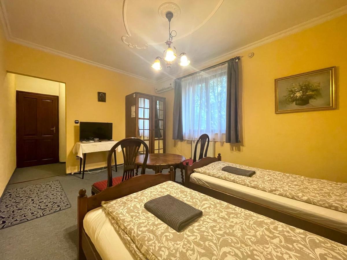Luxi Romantik Apartments Budapest Eksteriør bilde